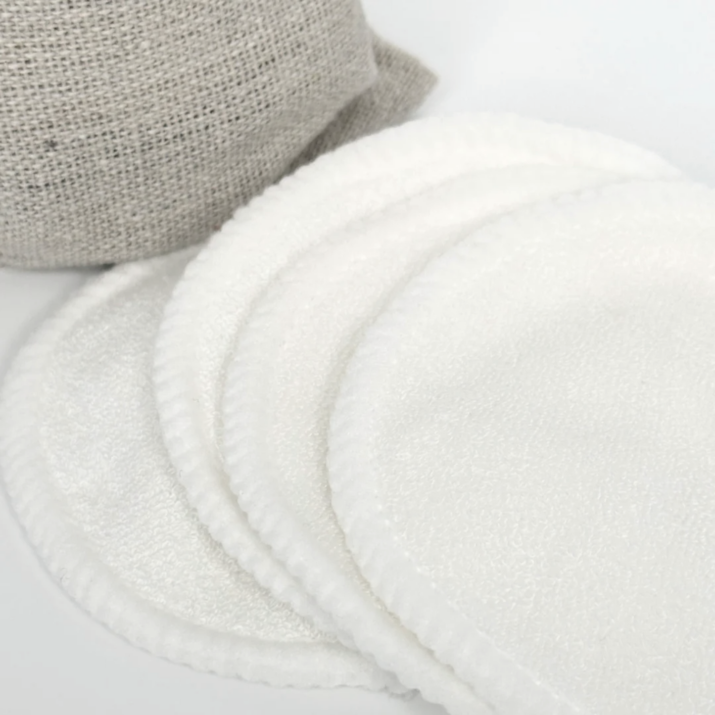 5-pk gjenbrukbare bambuspads med pose